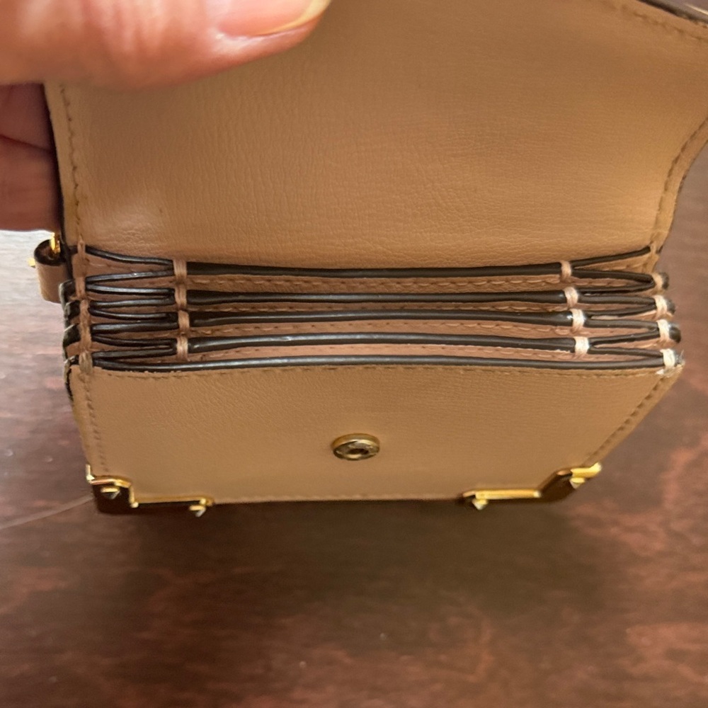 NWOT Michael Kors Pale Pink Leather Kinsley Accordion Card Wallet - Picture 3 of 5